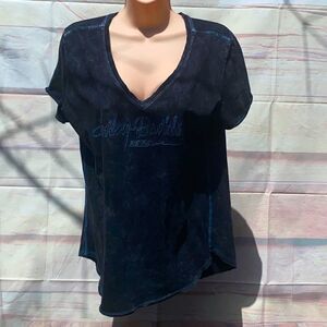 Woman’s NWT HD tee in sz medium